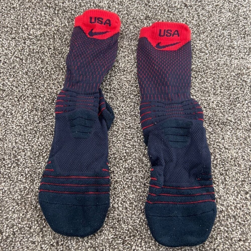 Nike USA Themed Athletic Socks size medium - Picture 2 of 3